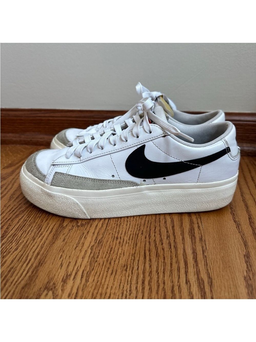 Nike Blazer Low Platform Shoes Womens 8